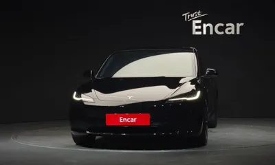 Tesla Model 3 2024, 40090 км, за 28093.62 USD
