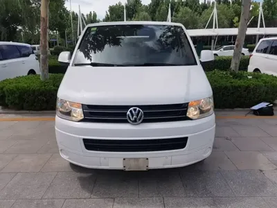 Volkswagen Caravelle 2015, 123600 км, за 11430 USD