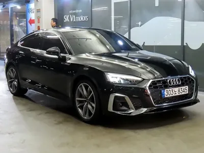 Audi A5 · 2023 год