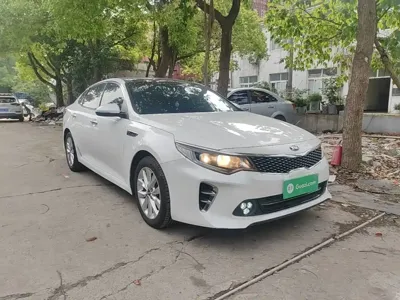 Kia K5 2017, 49100 км, за 5784.32 USD