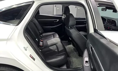 Hyundai Sonata 2022, 113711 км, за 9751.5 USD - фото 11