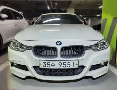 BMW 3-Series · 2018 год