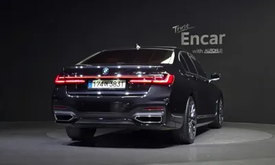 BMW 7-Series 2021, 100863 км, за 33368.35 USD