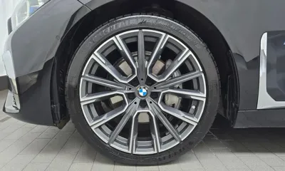 BMW 7-Series 2021, 100863 км, за 33368.35 USD