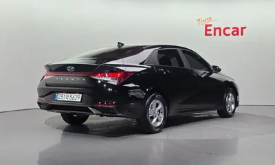 Hyundai Avante 2022, 5234 км, за 16279.21 USD