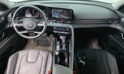 Hyundai Avante 2022, 5234 км, за 16279.21 USD - фото 7