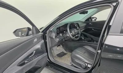 Hyundai Avante 2022, 5234 км, за 16279.21 USD - фото 11