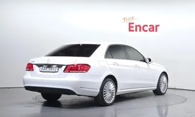 Mercedes-Benz E-Class 2016, 119580 км, за 7687.3 USD