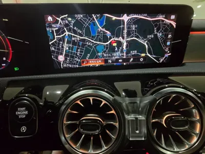 Mercedes-Benz CLA-Class 2023, 32872 км, за 21488.56 USD - фото 13
