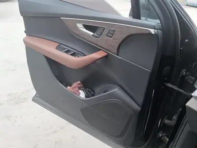 Audi Q7 2021, 82899 км, за 40611.34 USD - фото 7