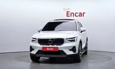 Volvo XC40 2023, 20759 км, за 23354.17 USD