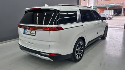Kia Canival 2021, 86260 км, за 18373.38 USD