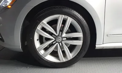Volkswagen Passat 2016, 30098 км, за 6170.41 USD