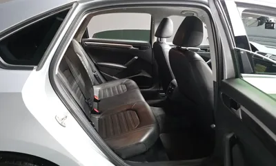 Volkswagen Passat 2016, 30098 км, за 6170.41 USD - фото 12