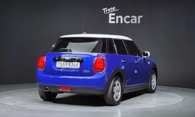 MINI Cooper 2020, 45639 км, за 10503.15 USD