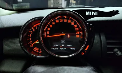 MINI Cooper 2020, 45639 км, за 10503.15 USD - фото 8