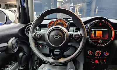 MINI Cooper 2020, 45639 км, за 10503.15 USD - фото 14