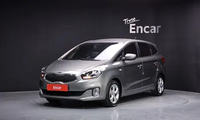 Kia Carens · 2015 год