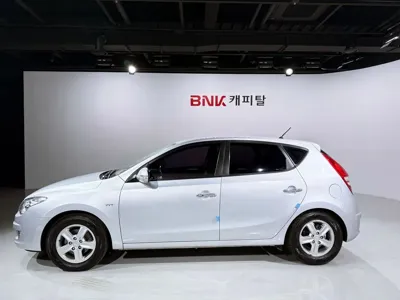 Hyundai i30 2009, 131489 км, за 2083.74 USD