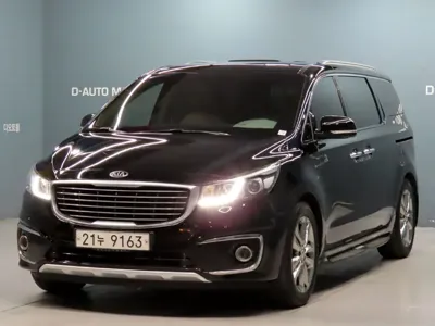 Kia Canival · 2017 год