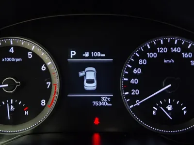 Hyundai Grandeur 2018, 75340 км, за 7870.55 USD - фото 7