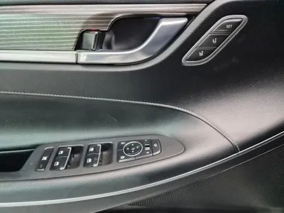Hyundai Grandeur 2018, 75340 км, за 7870.55 USD - фото 14