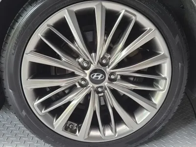 Hyundai Grandeur 2018, 75340 км, за 7870.55 USD - фото 18