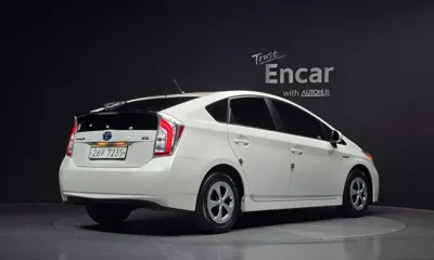 Toyota Prius 2013, 210066 км, за 36104.64 USD