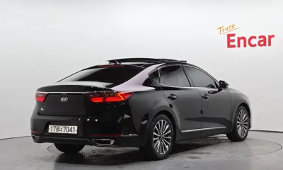 Kia K7 2017, 146968 км, за 8919.72 USD