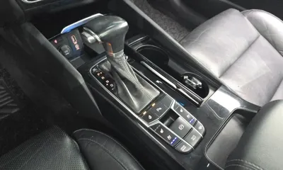 Kia K7 2017, 146968 км, за 8919.72 USD - фото 9