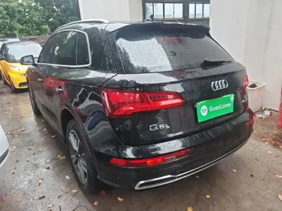 Audi Q5L 2019, 129400 км, за 17274.53 USD
