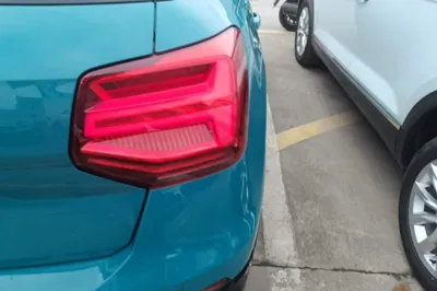 Audi Q2L 2021, 109800 км, за 12621 USD - фото 9