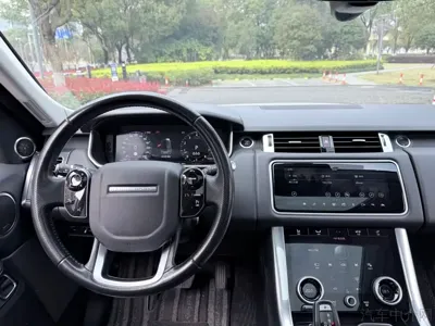 Land Rover Sport 2021, 90000 км, за 54148.45 USD - фото 8