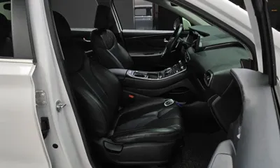 Hyundai Santafe 2021, 79883 км, за 13023.37 USD - фото 26