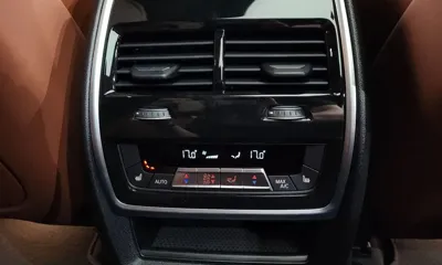 BMW X7 2026, 11752 км, за 91659.59 USD - фото 36