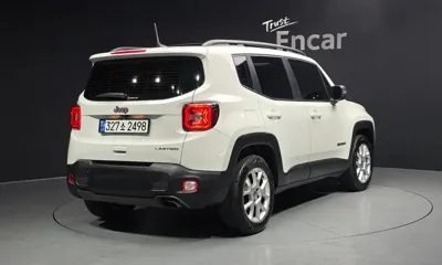 Jeep Renegade 2021, 100252 км, за 9124.33 USD