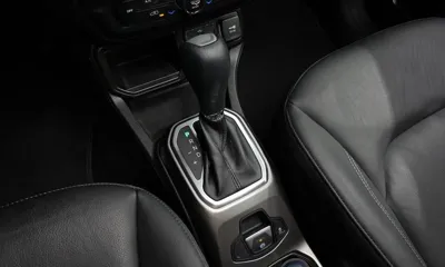 Jeep Renegade 2021, 100252 км, за 9055.38 USD - фото 9