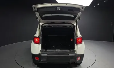 Jeep Renegade 2021, 100252 км, за 9055.38 USD - фото 20