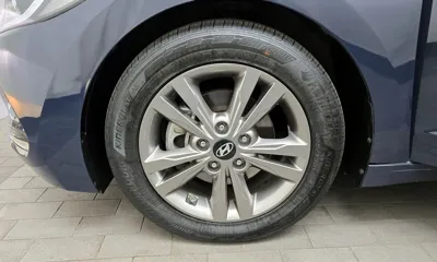 Hyundai Avante 2016, 144060 км, за 3898.25 USD