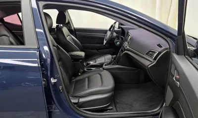 Hyundai Avante 2016, 144060 км, за 3898.25 USD - фото 11