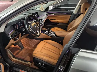 BMW 6 Series GT 2020, 76000 км, за 26301.97 USD