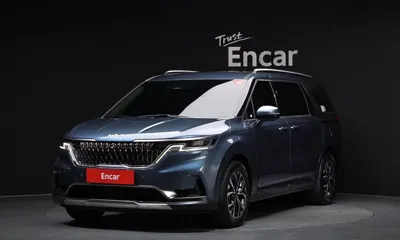 Kia Canival · 2023 год