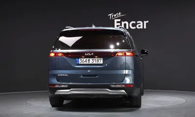 Kia Canival 2023, 54367 км, за 16836.76 USD - фото 4