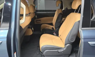 Kia Canival 2023, 54367 км, за 16836.76 USD - фото 11