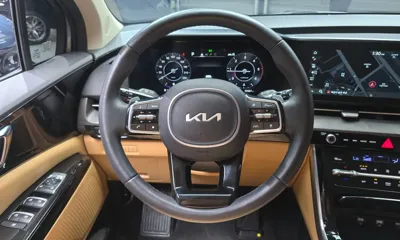 Kia Canival 2023, 54367 км, за 16836.76 USD - фото 13