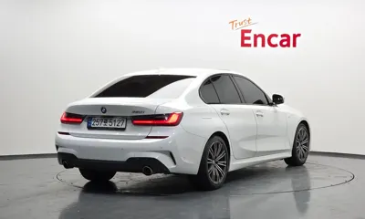 BMW 3-Series 2021, 55765 км, за 20812.68 USD