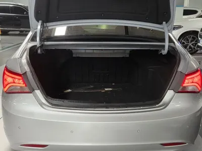 Hyundai Sonata 2013, 129585 км, за 3249.33 USD - фото 19