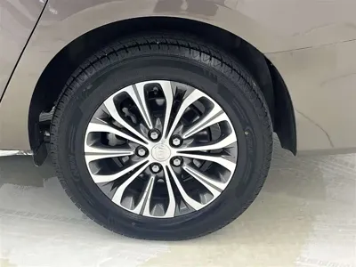 Buick GL8 2023, 158000 км, за 18781 USD - фото 9