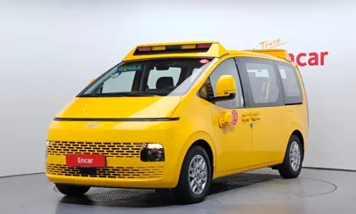 Hyundai Staria · 2025 год
