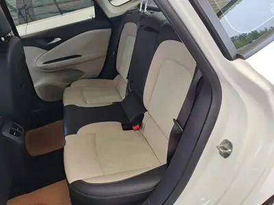Buick Verano 2019, 56800 км, за 6945.13 USD - фото 17